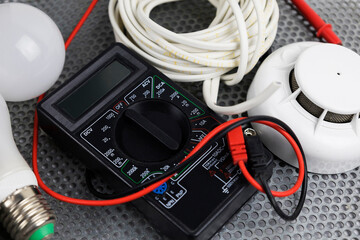 Installation of a new fire alarm system, smart home.