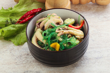 Salad with baby octopus and chukka