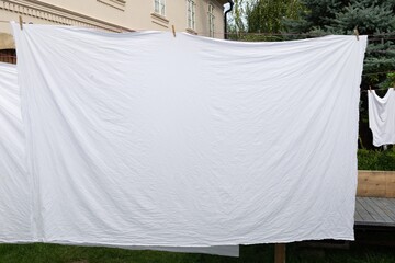 Blank white canvas place bed projector projection sheet screen cloth