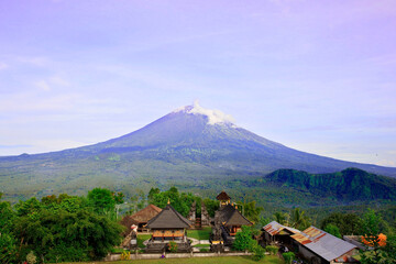 Pura Lempuyang temple with Mount Agung in Bali, Indonesia