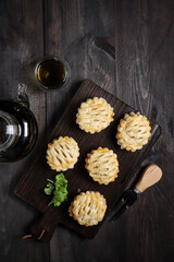 Tuna puff pastry or pie of puff pastry with tuna.