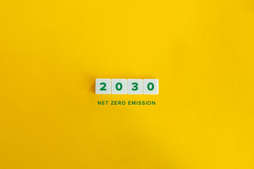 2030 Net Zero Emission Banner. Block letters on bright orange background. Minimal aesthetics. - obrazy, fototapety, plakaty