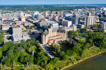 Aerial view of the downtown area of Saskatoon, Saskatchewan, Canada - obrazy, fototapety, plakaty