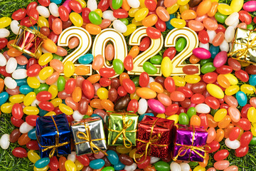 Digital 2022 model with candy bar