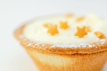 All-butter pastry pies with a mincemeat filling with spiced vine fruits, topped with brandy buttercream and a sweet dusting