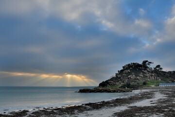Obraz premium Seascape at sunset in Brittany France
