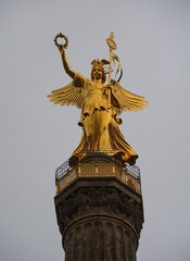 Viktoria auf der Siegessäule in Berlin, Großer Tiergarten
