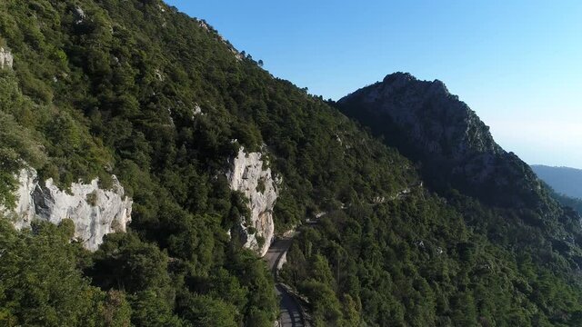 la route du Col de la Madone de Gorbio - Alpes-Maritimes