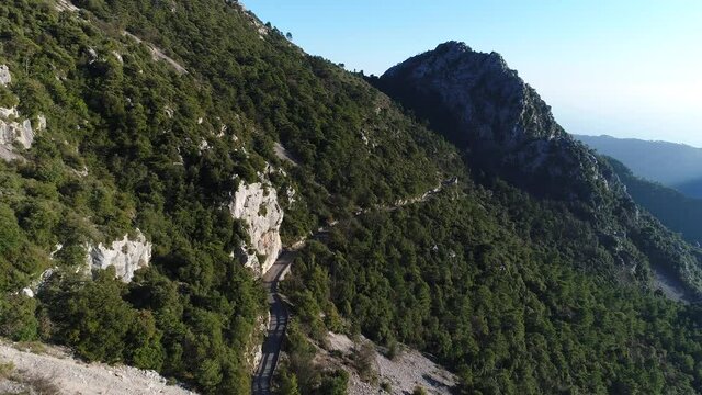 au dessus du Col de la Madone de Gorbio - Alpes-Maritimes