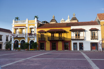 Fototapeta na wymiar Plaza de la Aduana in Cartagena, Colombia