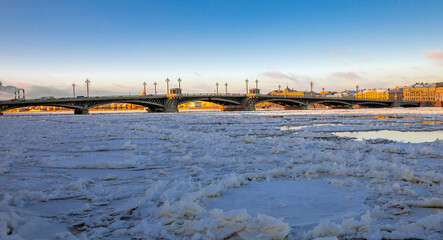 Blagoveshchensk Bridge over the Neva River in the November ice drift.