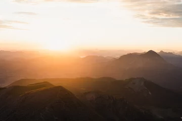 Zelfklevend Fotobehang sunrise in the mountains © Jonas