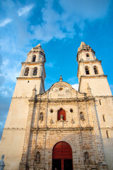Fototapeta na wymiar Catedral de nuestra Señora de la Inmaculada Concepción, Campeche