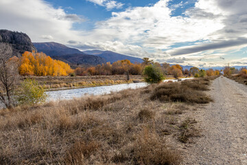 Trail beside the Okanagan River in Oliver, BC