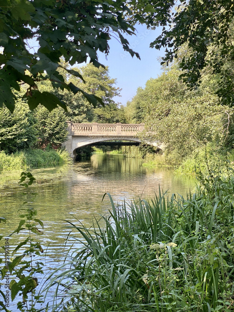 Sticker Vertical shot of the beautiful bridge in the park. The Broads, Coltishall, Norfolk.