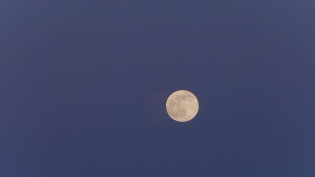 moon moves through the sky timelapse video