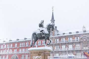 Detail of the Plaza Mayor in Madrid in the snow