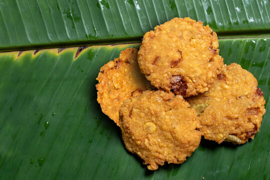 Masala Vada (Lentil Wada) is a popular South Indian snack at banana leaf. it is a very popular tea shop and South Indian festival dish