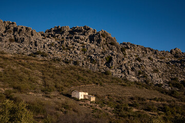 los riscos de Cartajíma y Júzcar paisaje de montaña  Andalucía España	