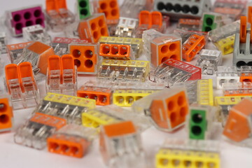 Plastic connectors of wires of different colors for different connections.