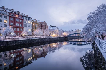 Crédence de cuisine  Winter evening at river in historical city Ceske Budejovice in the Czech Republic  © petrlouzensky