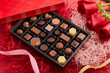 贈り物のチョコレートの詰め合わせ