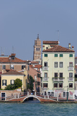 Fototapeta na wymiar 海上から見たベネチアの街