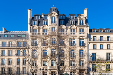 Paris, beautiful building rue Royale, in a luxury district   © Pascale Gueret