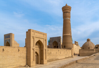 Obraz premium Uzbekistan, city of Bukhara, the courtyard of the Poi Kalyan Mosque.