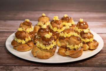 Nun in cafe isolated on a asseitte