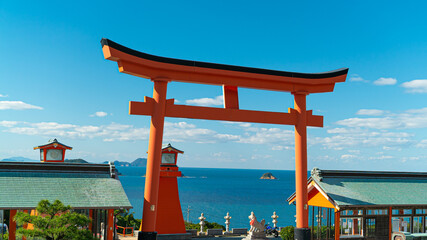 海と鳥居