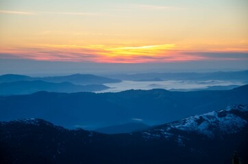 Obraz premium sunrise over the mountains