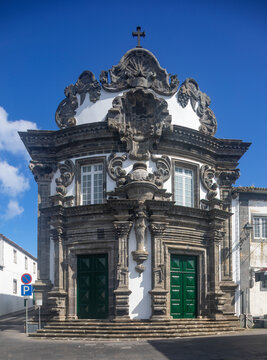 Portugal, Azores, Ribeira Grande, Ornate facade of Church of Espirito Santo