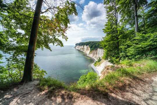 Chalk cliffs on the Island of R&uuml;gen (Ruegen), Mecklenburg-Western Pomerania, Germany