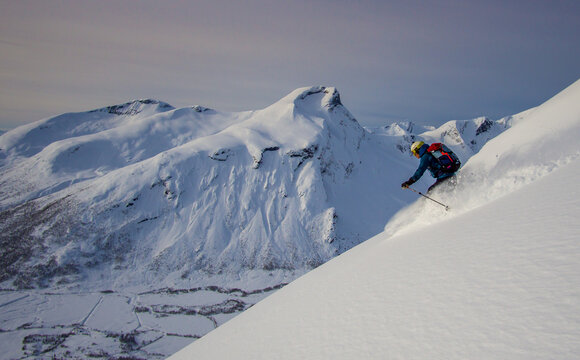Signig the mountain
Sunnm&oslash;re