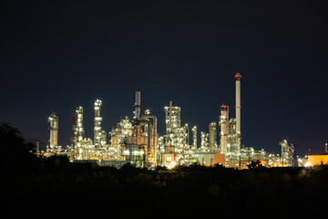 Obraz na płótnie Canvas Oil​ refinery​ and​ plant and tower of Petrochemistry industry in oil​ and​ gas​