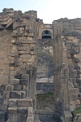 Fototapeta na wymiar ruins of kangra fort himchal pradesh,india 