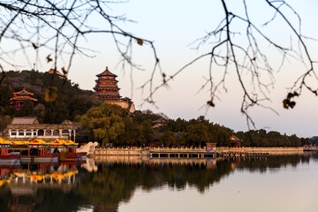 Naklejka premium China Beijing Summer Palace misty lake and tree view