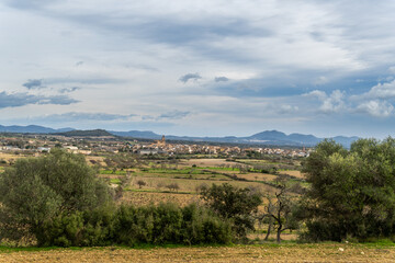 Fototapeta na wymiar View of the Mallorcan town of Porreres