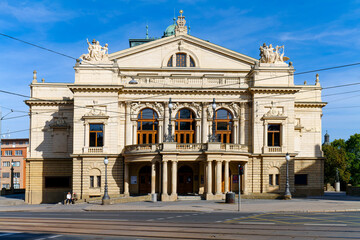 Fototapeta na wymiar Pilsen (Tschechoslowakei) Opern- und Schauspielhaus