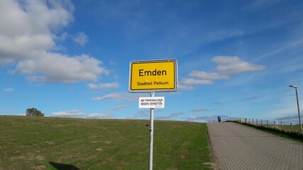 Ortseingangsschild Emden