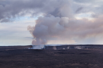 Fototapeta na wymiar Halemaumau Crater in Hawaii Volcanoes National Park on the Big Island of Hawaii