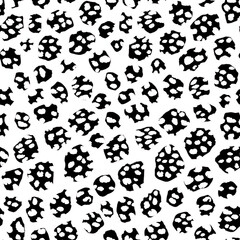 Abstract modern giraffe seamless pattern. Animals trendy background. Black and white decorative vector stock illustration for print, card, postcard, fabric, textile. Modern ornament of stylized skin