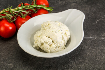 Soft cream cheese with herbs