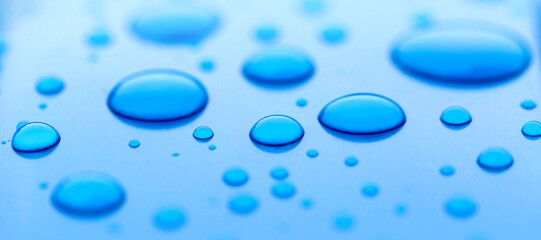 Large and small water droplets