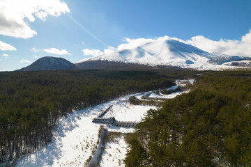 冬の浅間山を北軽井沢方面の上空から空撮