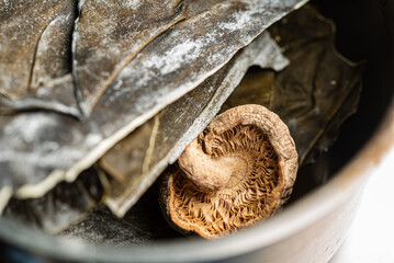dried ingredients for japanese broth