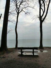 Fototapeta na wymiar bench on the beach