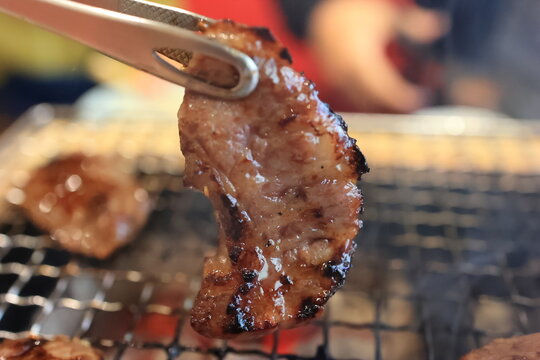 2 0 件の最適な 焼肉網 画像 ストック写真 ベクター Adobe Stock
