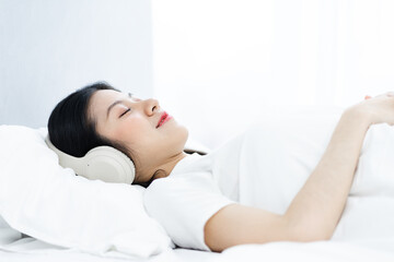 Asian girl image, relax listening to music